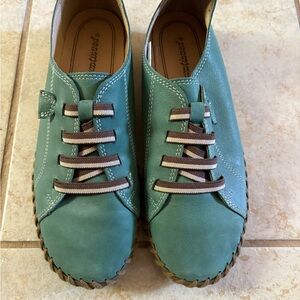 Green Leather Casual Shoes